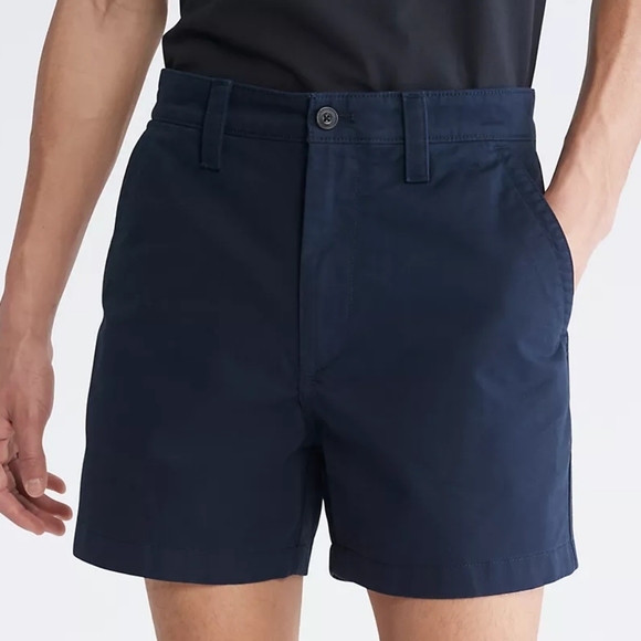 Calvin Klein Men's Utility Chino Shorts New Size 33W - Picture 1 of 2
